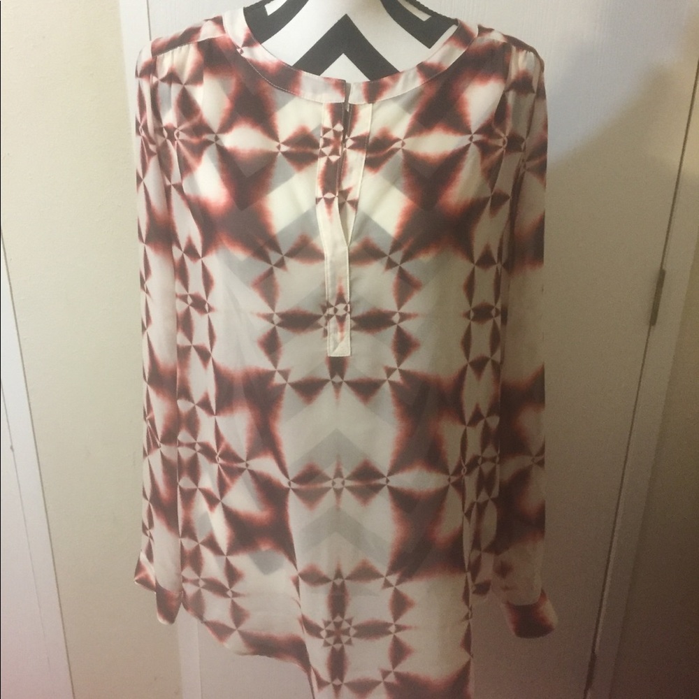 Karen Kane Beautiful Top EXCELLENT CONDITION
